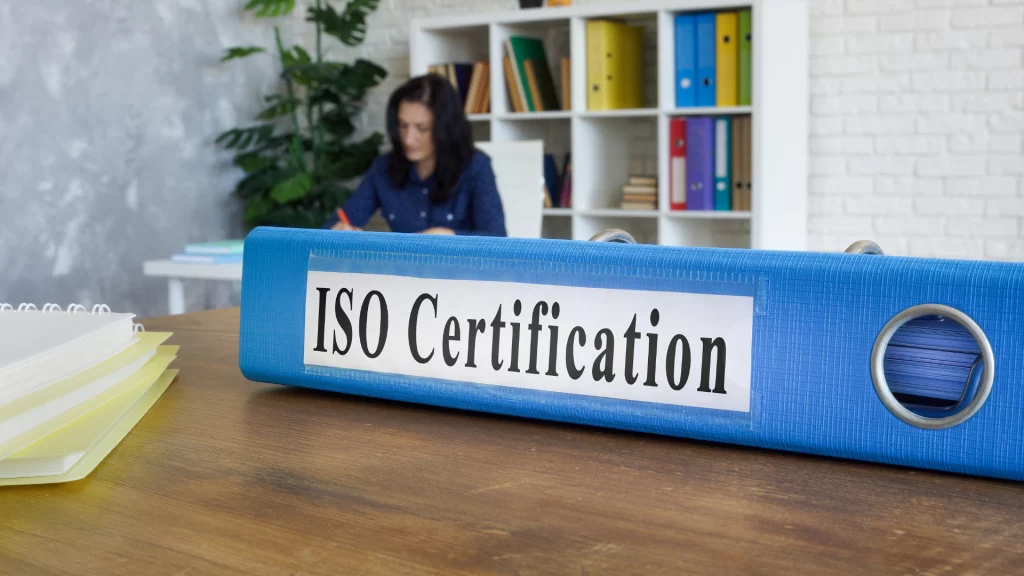 ISO 45001 : la norme internationale de santé et sécurité au travail expliquée